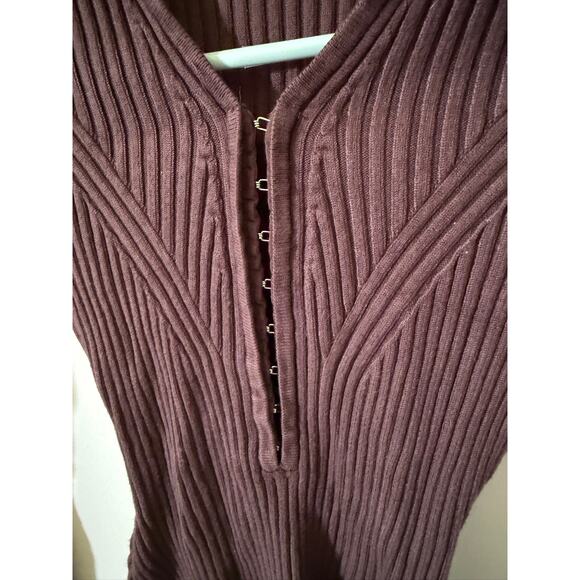 Abercrombie & Fitch Hook-and-Eye Brown Bodysuit - Picture 3 of 6